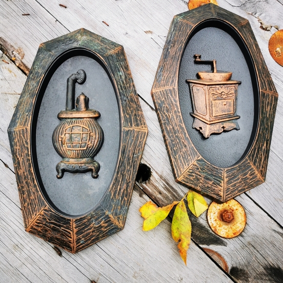 Vintage Dart Industries Plastic Rustic Wall Hanging Plaques - Picture 7 of 14